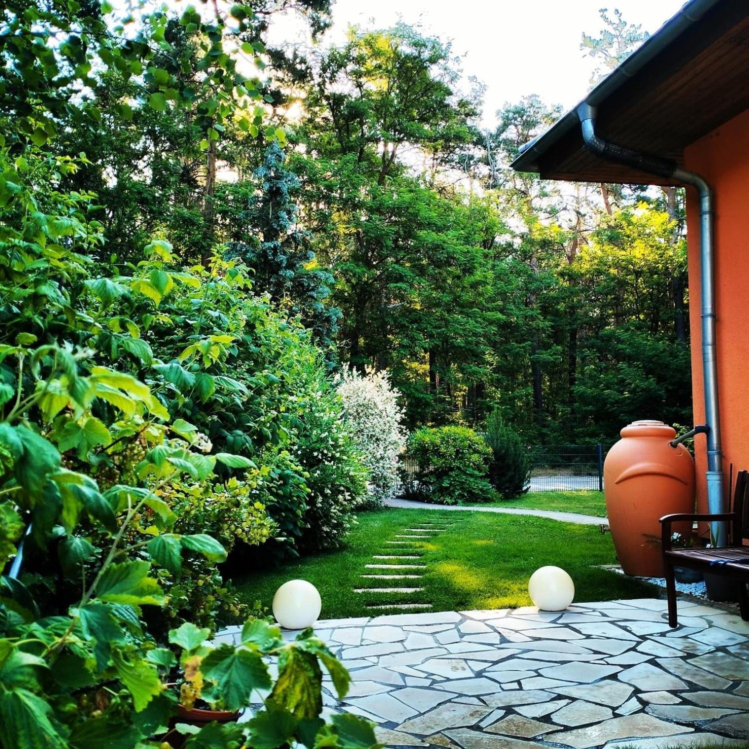 Ferienwohnung Am Waldesrand - Garten, Terrasse, Grill, Luftkuehler, Massagesessel, Kinderspielecke, Spielekonsole Котбус Экстерьер фото