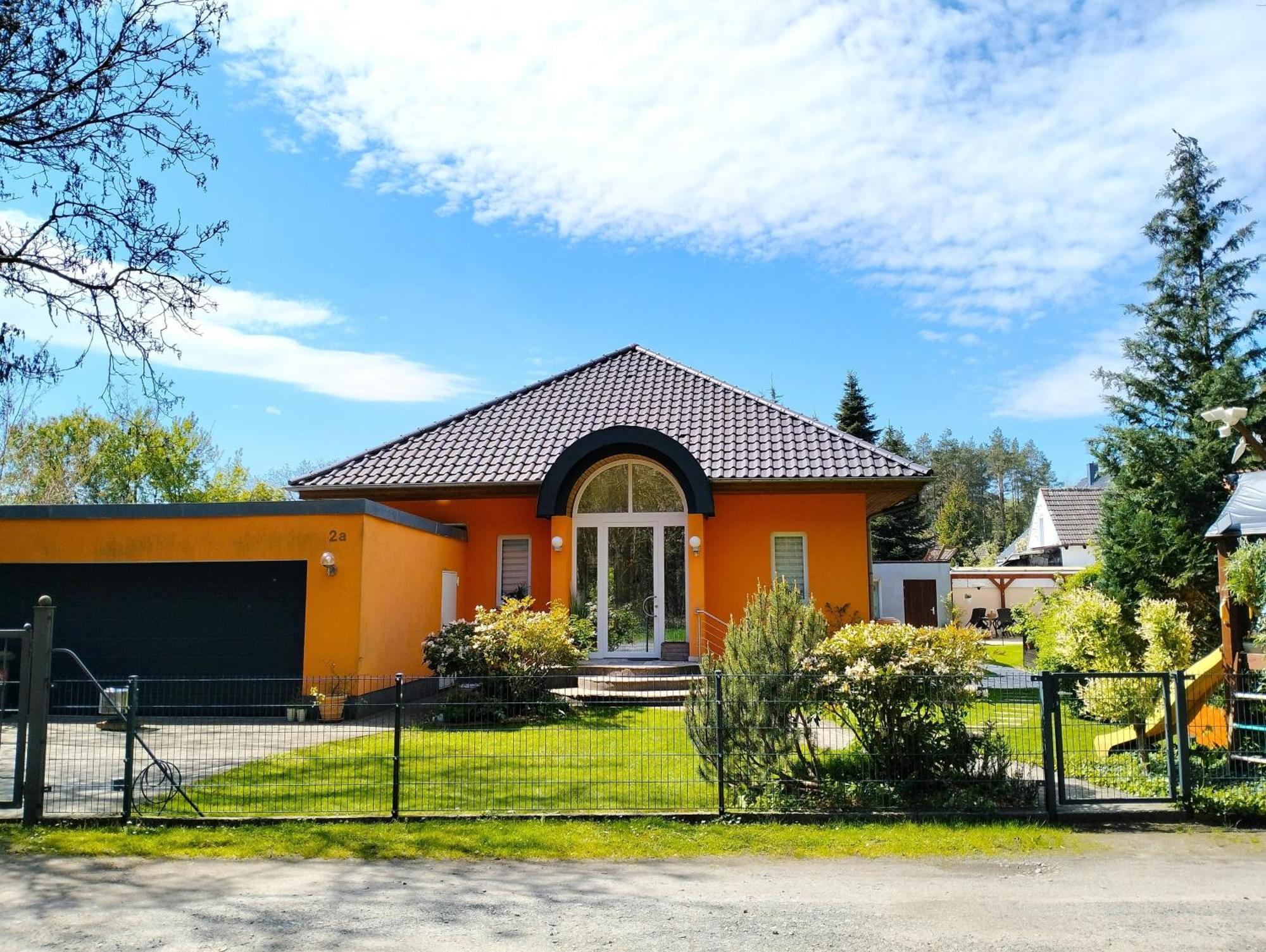 Ferienwohnung Am Waldesrand - Garten, Terrasse, Grill, Luftkuehler, Massagesessel, Kinderspielecke, Spielekonsole Котбус Экстерьер фото